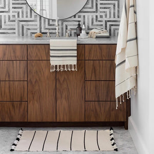 striped black ivory towels and rug