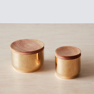 Las Condes Bronze Containers