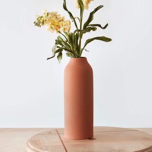 Engobe Vase