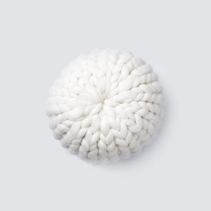 Nublado Round Pillow