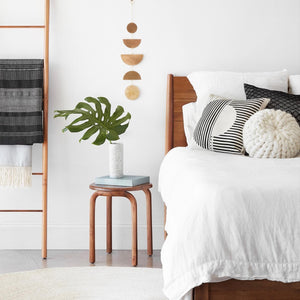 Nublado Round Pillow